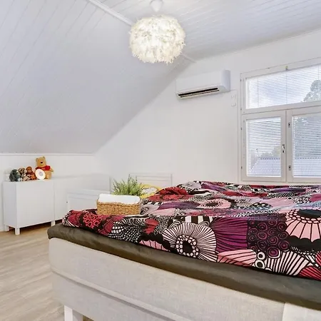 Luxury Riverside By Lapland Host
